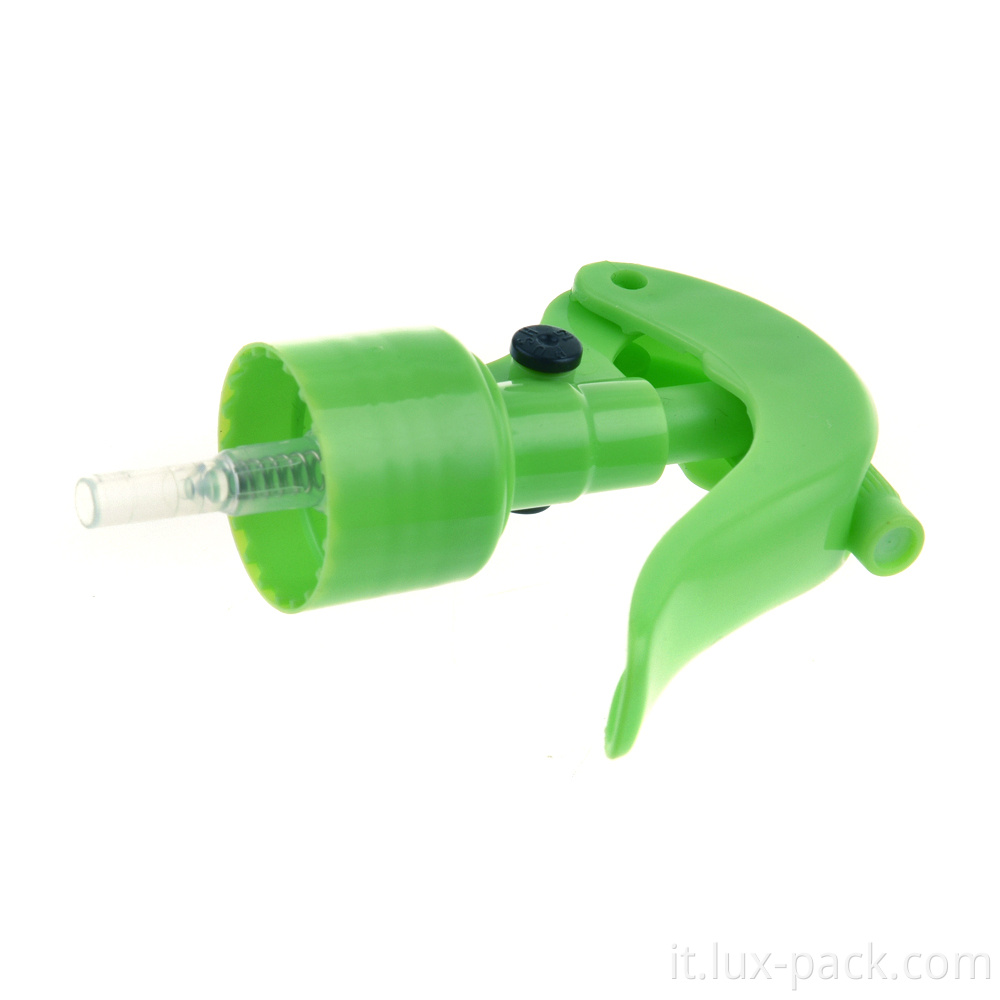 Pompa a mano Spruzzatore verde Spruzzatore di plastica Bottiglia da giardino Spruzzatore di grilletto colorato diverso